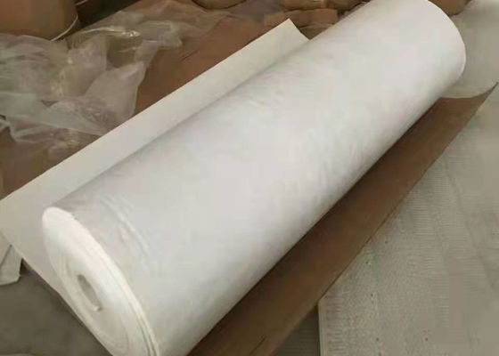 Low thermal conductivity silica aerogel insulation blanket for roof and building